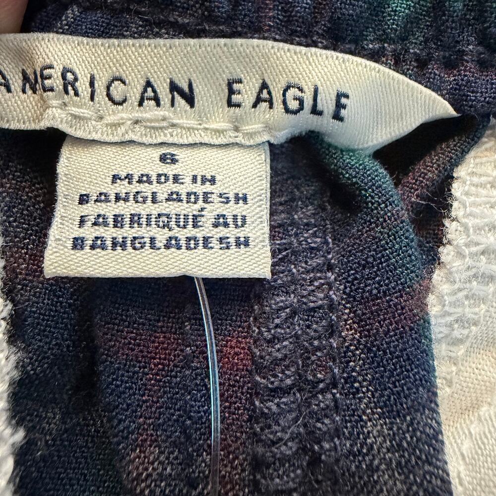 American Eagle Plaid Navy High Rise Shorts Women’s Size 6 NWT - Picture 4 of 11